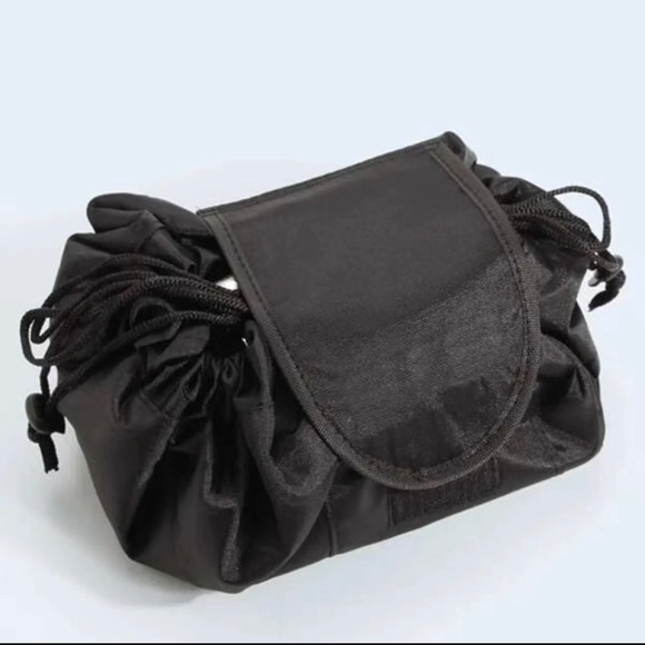 Makeup Bag - Picture 1 of 10